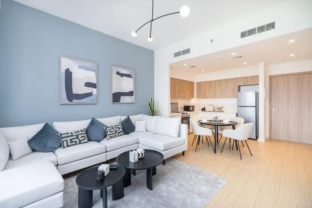Chic 1-Bed For 4 In Prime Dubai Hills Location Apartment 0*,